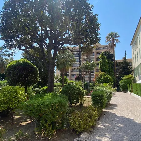 La Porte De France By Connexion Apartmán *